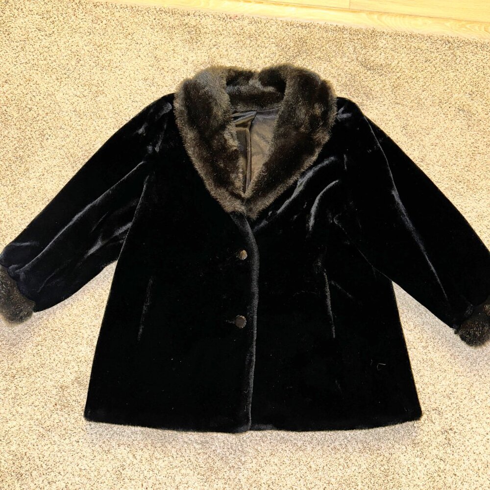 Hillmoor NY Vintage 1950's Women's Black Faux Fur Brown Collared Coat Style XL